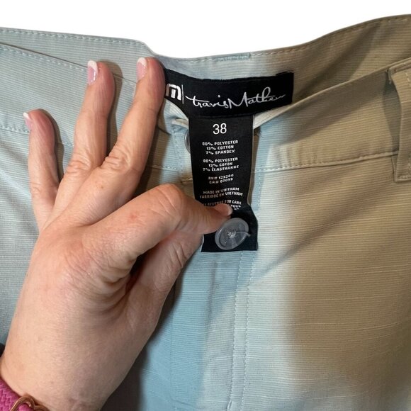 Travis Mathew Mens Golf Shorts Size 38 Light Blue Performance Blend Stretch Fabr - Picture 4 of 6